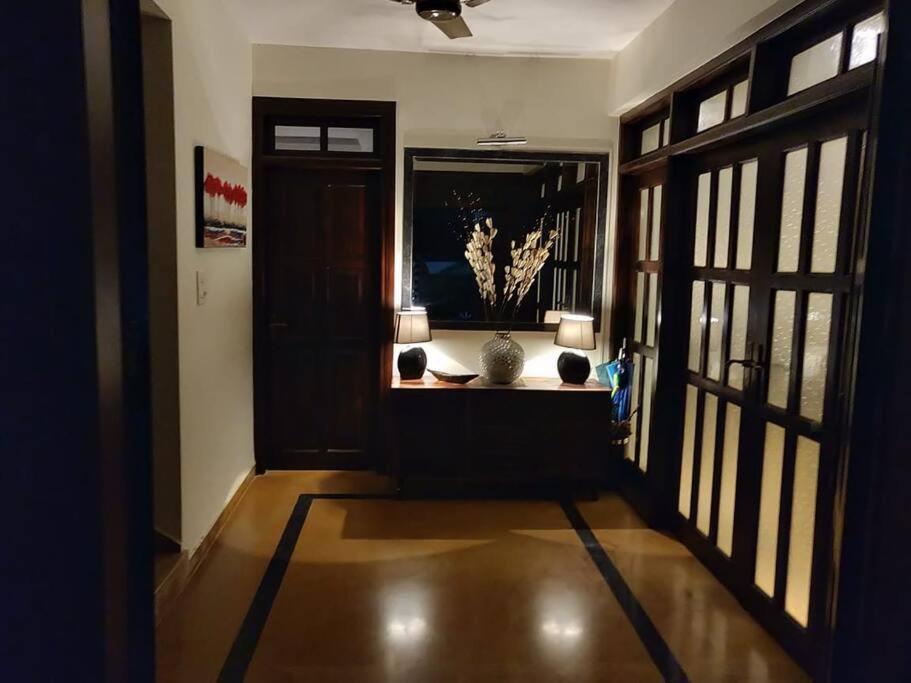 Villa Nazuri W Caretaker แคนโดลิม ภายนอก รูปภาพ